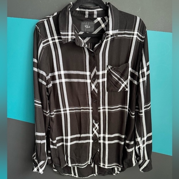 Rails Black and White Plaid Button Down Shirt size Large - Picture 3 of 12